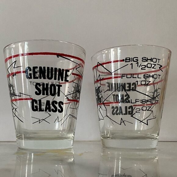 Shot glass looks like bullet hole in side vintage MCM - Picture 3 of 3